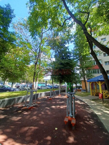 Piata Sudului, Oltenitei, Scoala Politie, 2 camere,